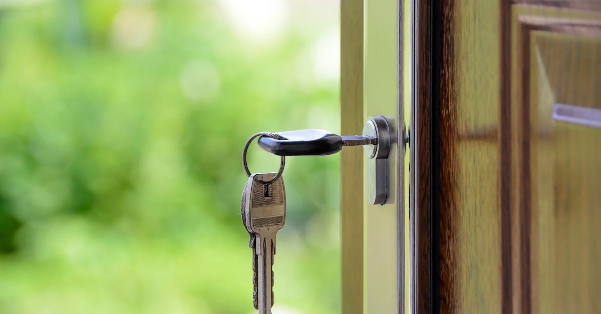 découvrez tout ce qu'il faut savoir sur la copropriété : définition, avantages, défis et conseils pratiques pour gérer efficacement un bien en co-propriété. informez-vous sur les droits et devoirs des copropriétaires et apprenez à naviguer dans les règles de la vie en commun.