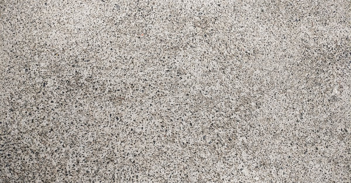 découvrez l'univers du béton : ses caractéristiques, ses applications variées et des conseils pour vos projets de construction ou de rénovation. apprenez comment choisir le bon type de béton pour réaliser vos idées avec durabilité et esthétisme.