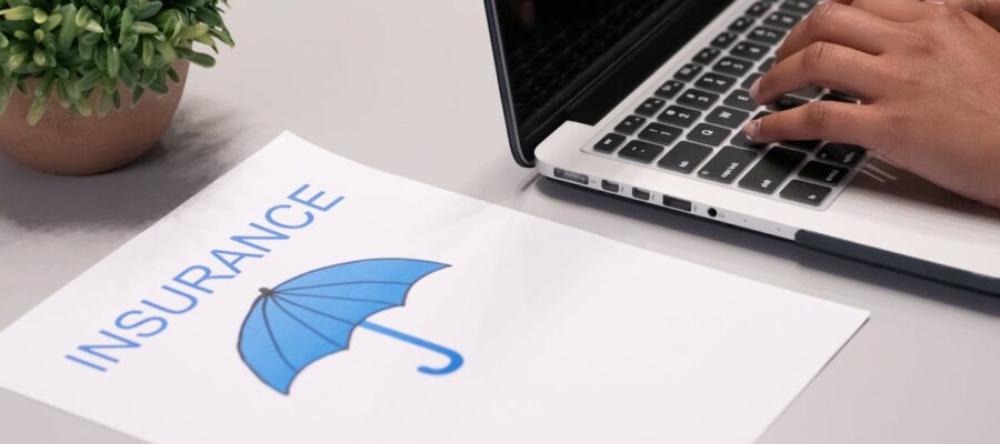 découvrez nos solutions d'assurance adaptées à vos besoins. protégez votre avenir et celui de vos proches avec nos offres variées, incluant l'assurance santé, l'assurance auto, et bien plus encore. trouvez la couverture idéale pour garantir votre tranquillité d'esprit.