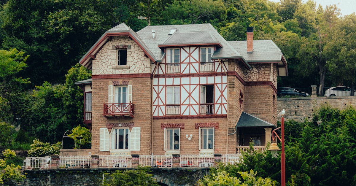 découvrez le concept de maison passive, une approche innovante et durable de la construction qui maximise l'efficacité énergétique tout en offrant confort et bien-être. apprenez comment cette technique réduit les coûts de chauffage et minimise l'impact environnemental.