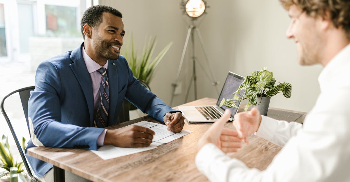 découvrez tout ce qu'il faut savoir sur l'assurance : types, avantages, conseils pour bien choisir et protéger ce qui compte pour vous.