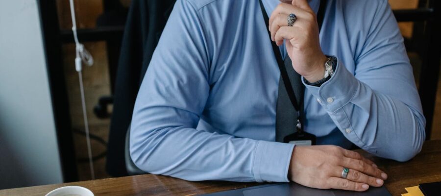 découvrez le rôle essentiel du project owner, son impact sur la réussite des projets, ses responsabilités et les compétences nécessaires pour piloter efficacement toute initiative professionnelle.