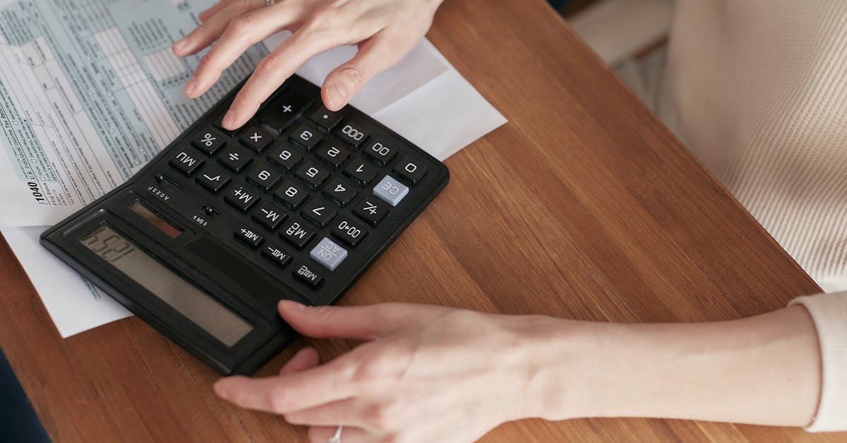 découvrez comment faire votre déclaration d'impôts en toute simplicité : étapes clés, conseils pratiques et informations essentielles pour une démarche fiscale réussie.