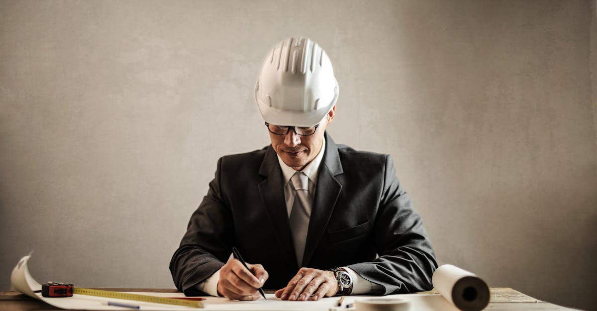 découvrez le métier d'architecte : rôle, compétences et formations nécessaires pour concevoir et réaliser des projets architecturaux innovants et durables.