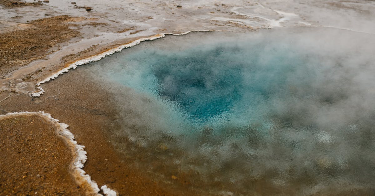 découvrez le fonctionnement et les avantages des pompes à chaleur géothermiques : une solution écologique et économique pour chauffer et rafraîchir votre maison en utilisant l’énergie naturelle du sol.