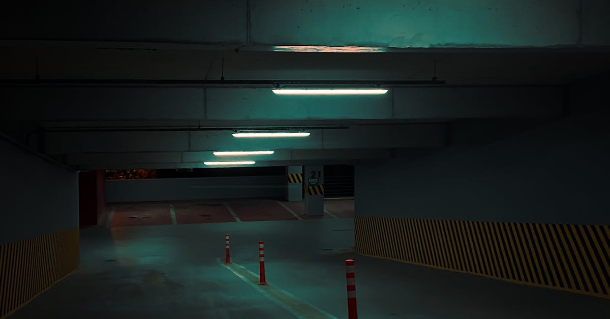 découvrez l'univers de l'underground garage : histoire, influence musicale et artistes incontournables. plongez dans ce style unique mêlant énergie brute, sons rock et atmosphère rétro.