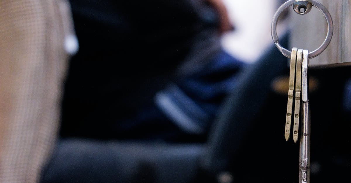 service d'extraction de clé cassée : réparation rapide et sécurisée pour retrouver l'accès à vos serrures sans endommager votre porte.