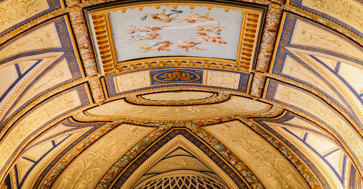 découvrez l'art de la peinture de plafond pour sublimer vos espaces intérieurs avec élégance et originalité.