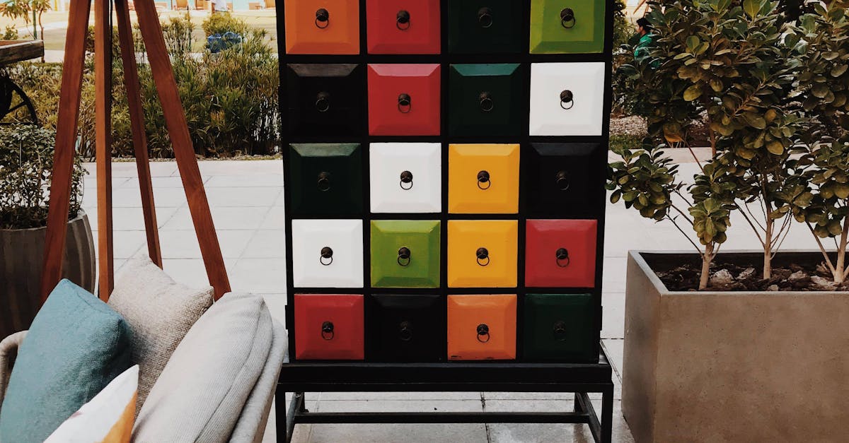 découvrez notre sélection de meubles cérusés alliant élégance et charme traditionnel pour une décoration intérieure raffinée.