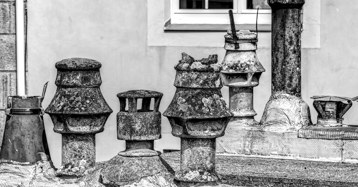 comprendre le phénomène de backdraft dans les cheminées : causes, risques et solutions pour assurer une ventilation sécurisée et efficace.