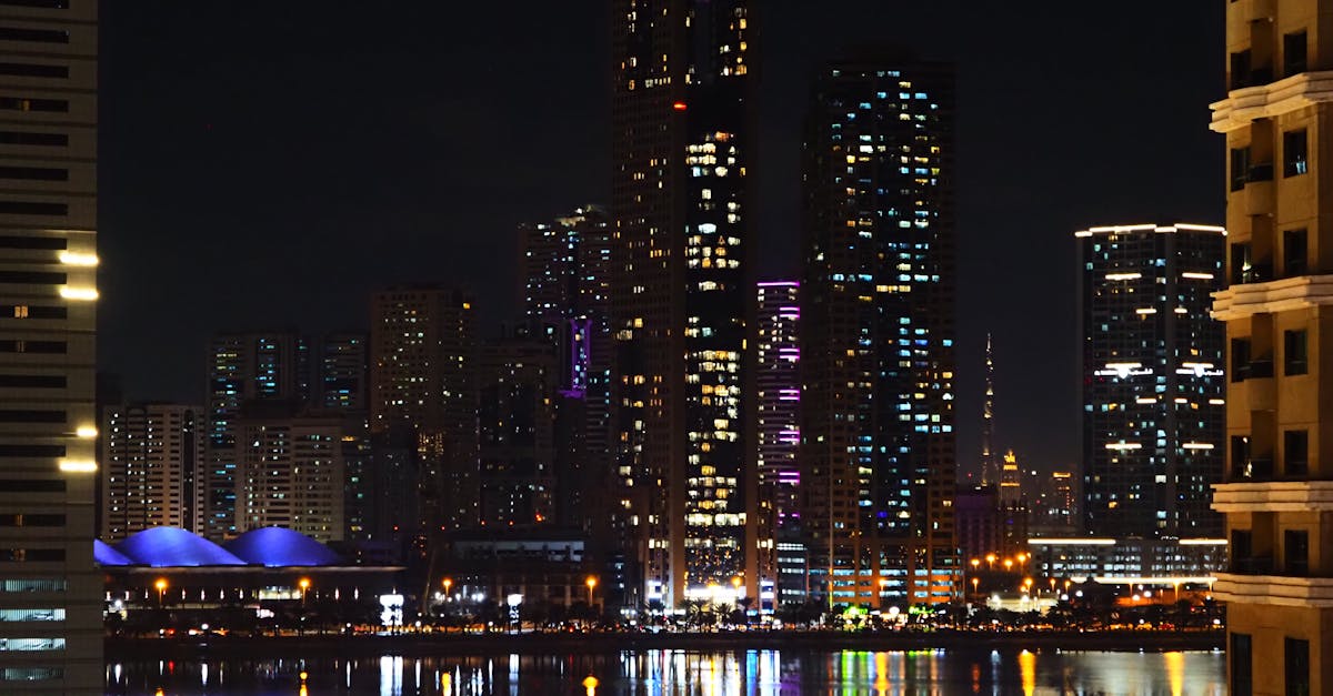 découvrez notre contacteur jour-nuit, idéal pour automatiser la gestion de votre éclairage en fonction des heures de la journée. fiable et facile à installer.