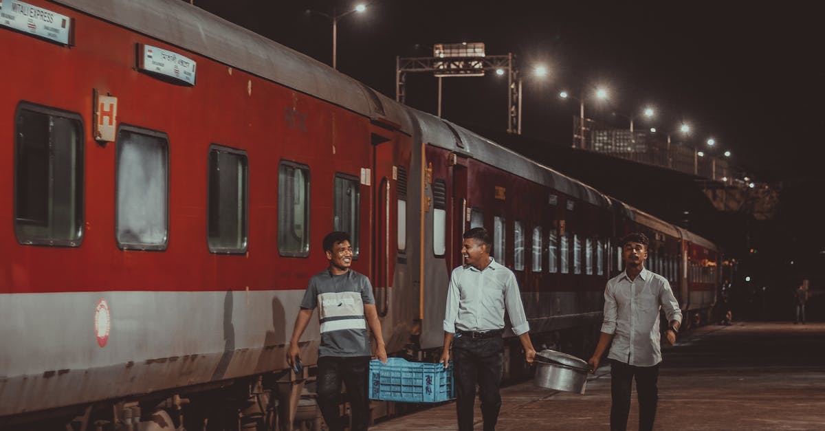 découvrez le contacteur jour/nuit, un dispositif essentiel pour automatiser la gestion électrique entre les périodes diurnes et nocturnes, optimisant ainsi votre consommation d'énergie.