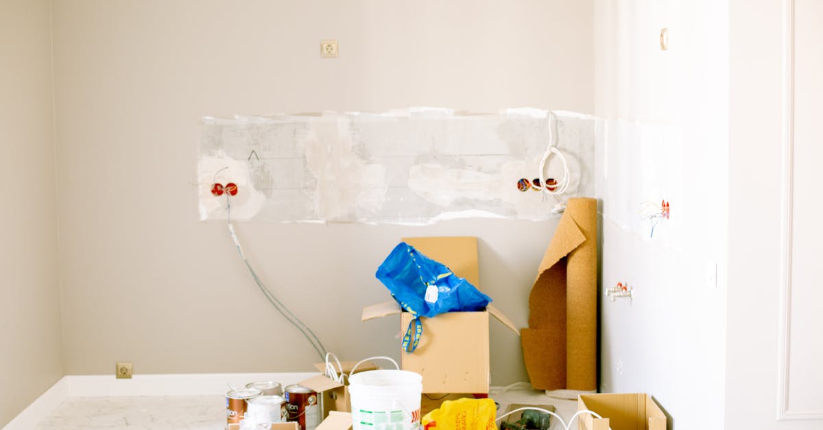 découvrez nos conseils essentiels pour assurer la sécurité des prises électriques et protéger votre maison contre les risques électriques.