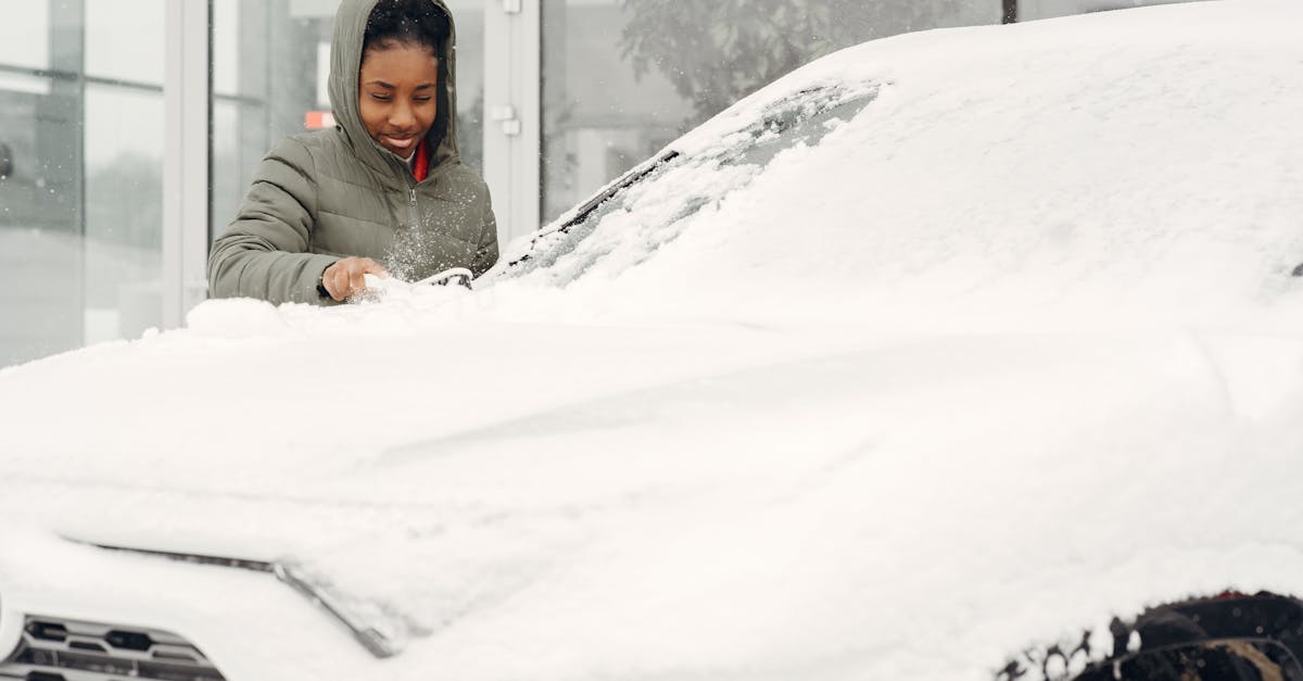 découvrez comment éliminer efficacement le givre de votre congélateur pour maintenir des performances optimales et économiser de l'énergie.