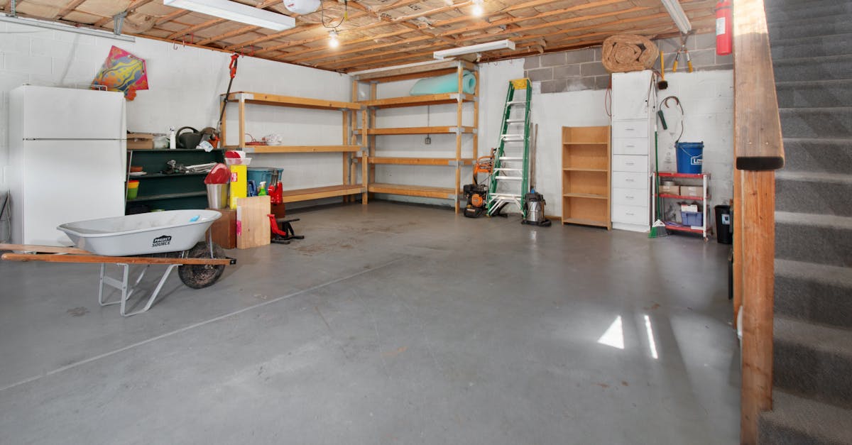 transformation de garage : optimisez votre espace en un lieu fonctionnel et confortable grâce à notre service de conversion de garage sur mesure.