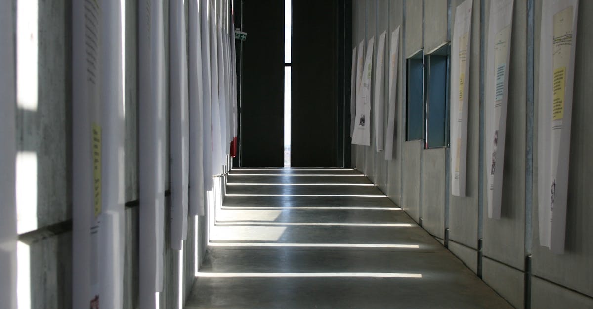 découvrez des idées et conseils pour aménager parfaitement votre couloir, optimiser l'espace et créer un intérieur accueillant et fonctionnel.