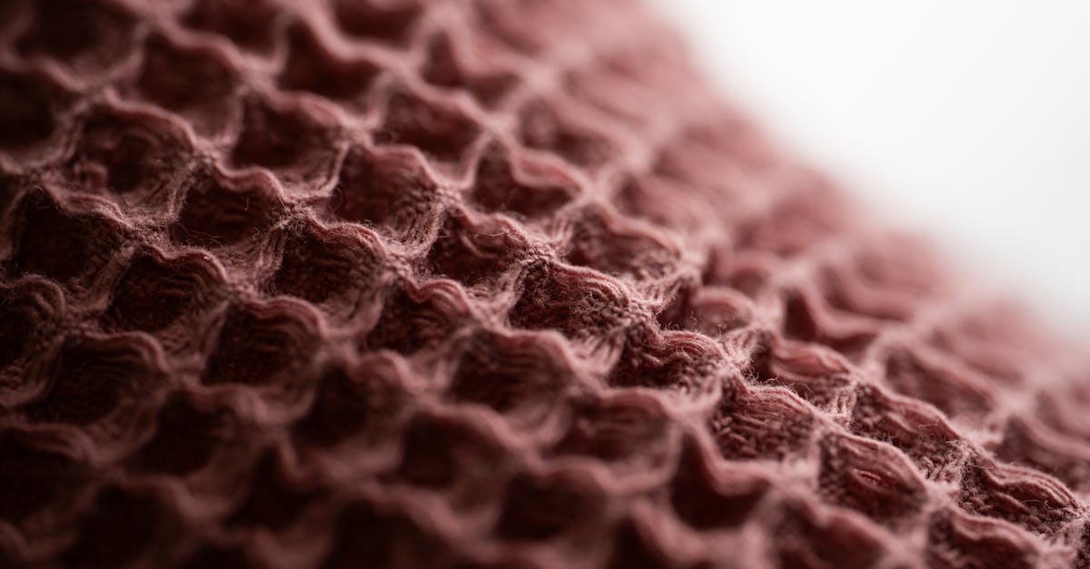 découvrez la partition honeycomb : une composition musicale captivante aux motifs rappelant la structure en nid d'abeille, idéale pour les amateurs de mélodies originales.