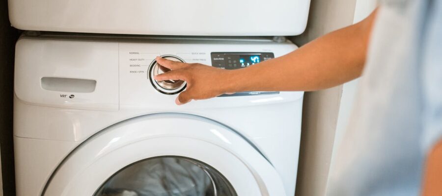 découvrez comment résoudre le code d'erreur ue sur votre machine à laver lg, indiquant un déséquilibre de la charge. suivez nos conseils pour un lavage optimal et sans souci.