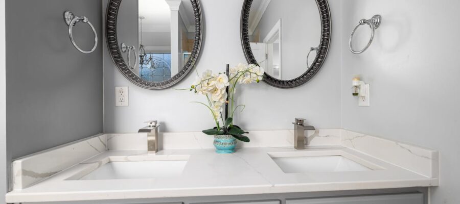 guide complet pour le montage de miroir : astuces, outils nécessaires et étapes détaillées pour installer votre miroir en toute sécurité et avec style.