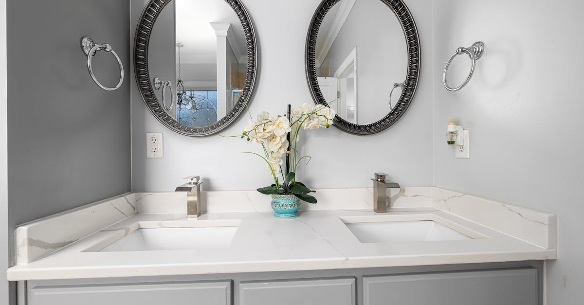 guide complet pour le montage de miroir : astuces, outils nécessaires et étapes détaillées pour installer votre miroir en toute sécurité et avec style.