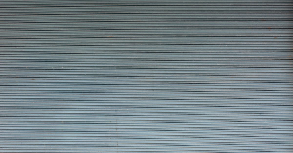 service professionnel de réparation de rolling shutter pour assurer la sécurité et le bon fonctionnement de vos volets roulants. intervention rapide et tarifs compétitifs.