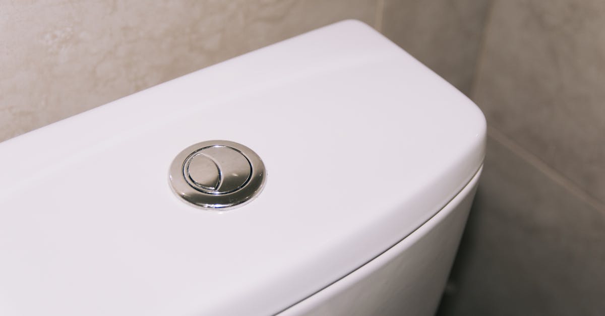 découvrez nos solutions efficaces pour détartrer vos toilettes et éliminer le calcaire tenace, assurant une hygiène impeccable et un fonctionnement optimal.