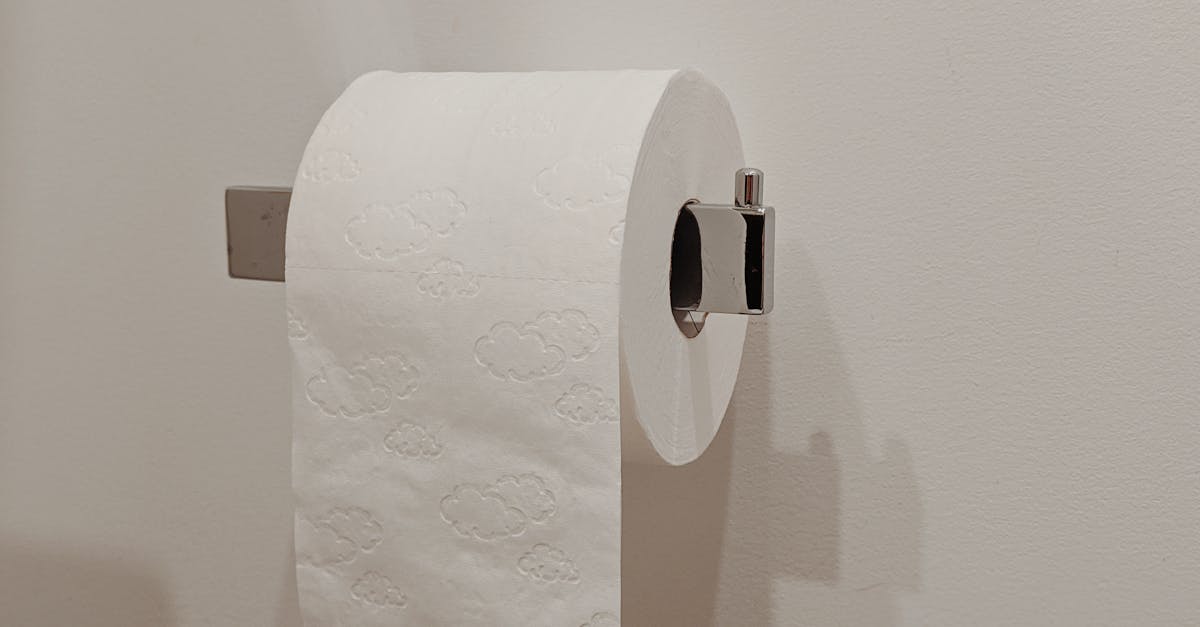 découvrez comment identifier et réparer une fuite de chasse d'eau pour économiser de l'eau et réduire vos factures.