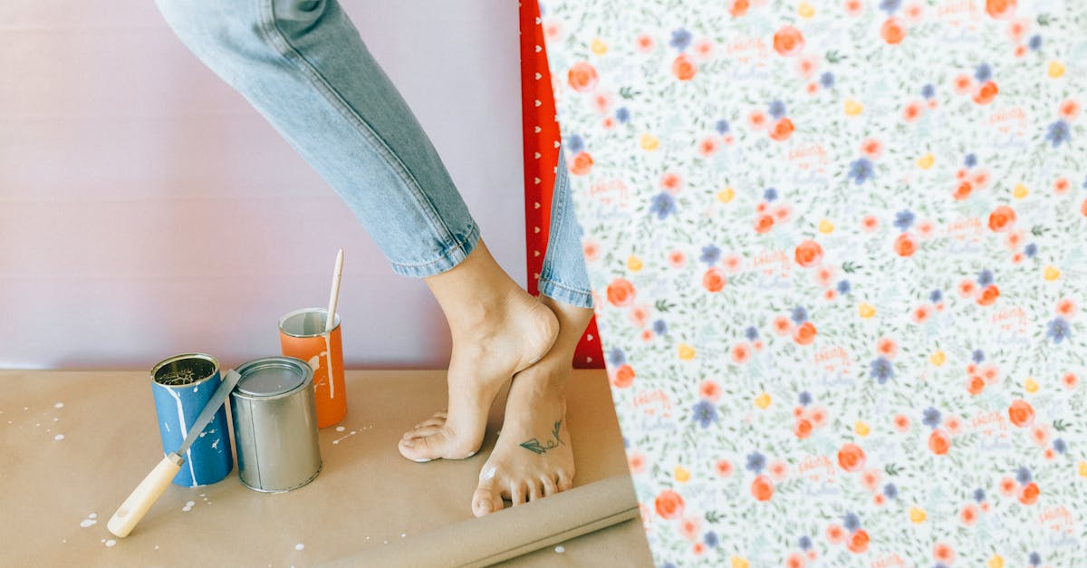 découvrez nos conseils et astuces efficaces pour le nettoyage de vos papiers peints, afin de conserver leur beauté et prolonger leur durée de vie facilement.