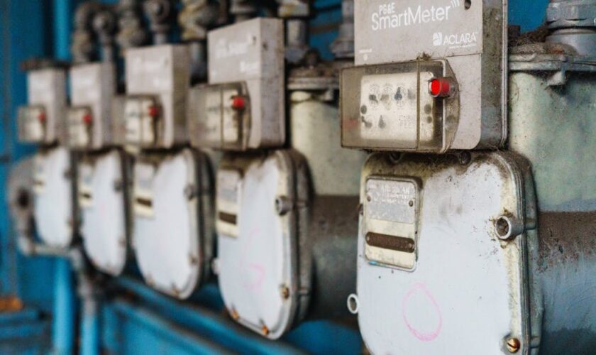 lecture du compteur d'eau : suivez votre consommation d'eau facilement et efficacement grâce à nos services de relevé de compteur précis et fiables.