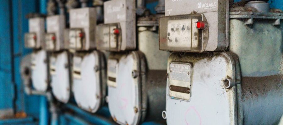 lecture du compteur d'eau : suivez votre consommation d'eau facilement et efficacement grâce à nos services de relevé de compteur précis et fiables.